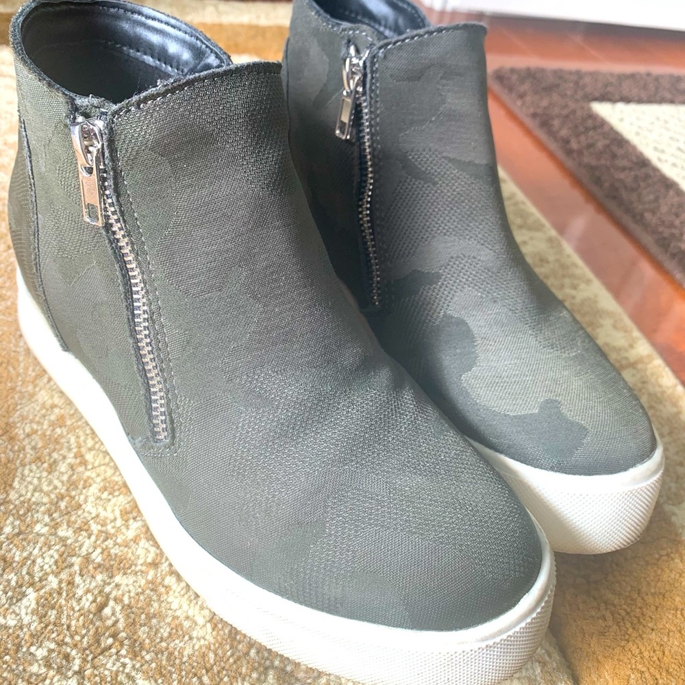 Camouflage high top